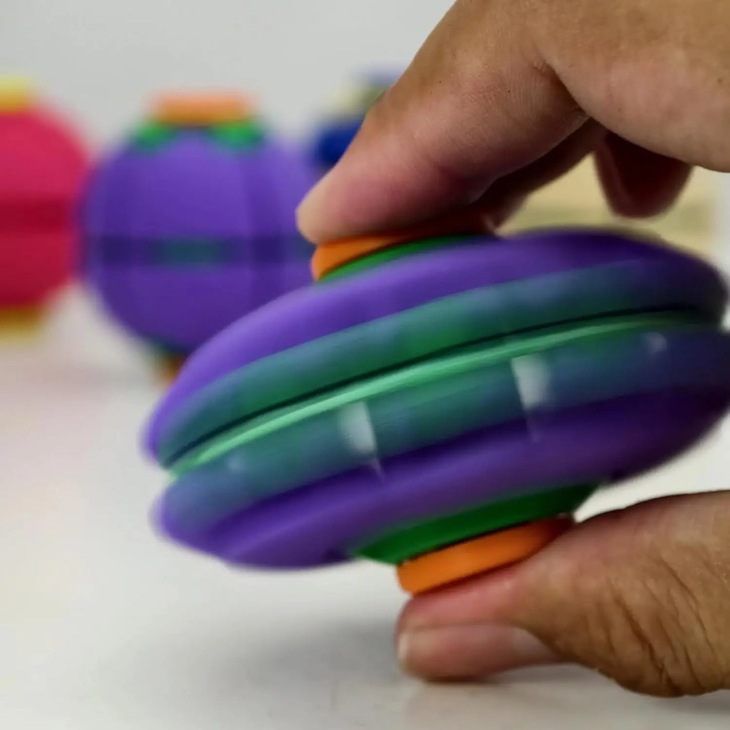 3D Printed Press-Rotating Fidget Spinner Toy, Mechanical Kinetic Desk Stress Reliever, Unique Sensory Gadget for Adults, DIY Specialty Supplies Gift, Fidget Toys